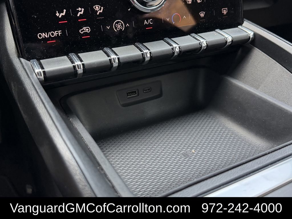 Used 2025 GMC Terrain Elevation w/ Technology Package II AWD/4WD image 23