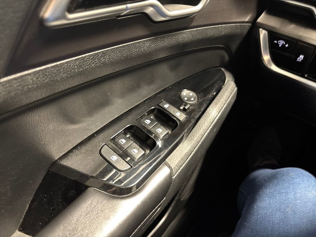 Used 2023 Kia Sportage EX image 36