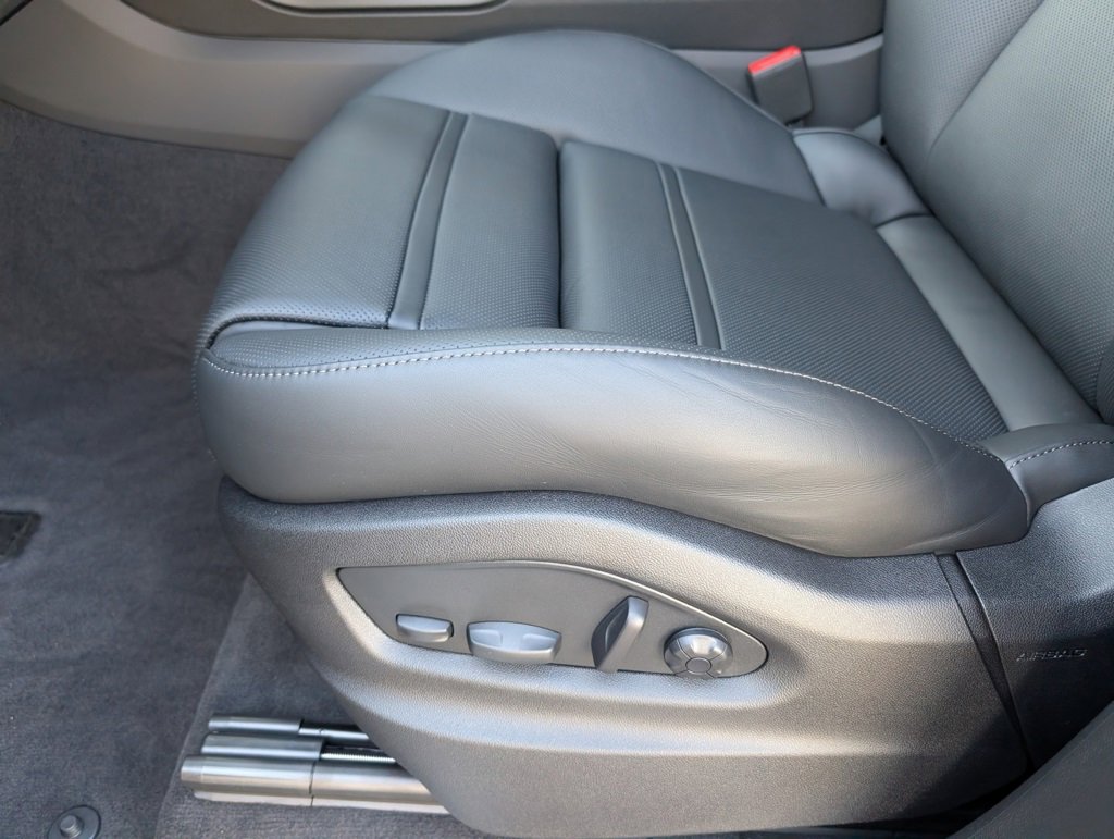 New 2026 Porsche Cayenne image 27