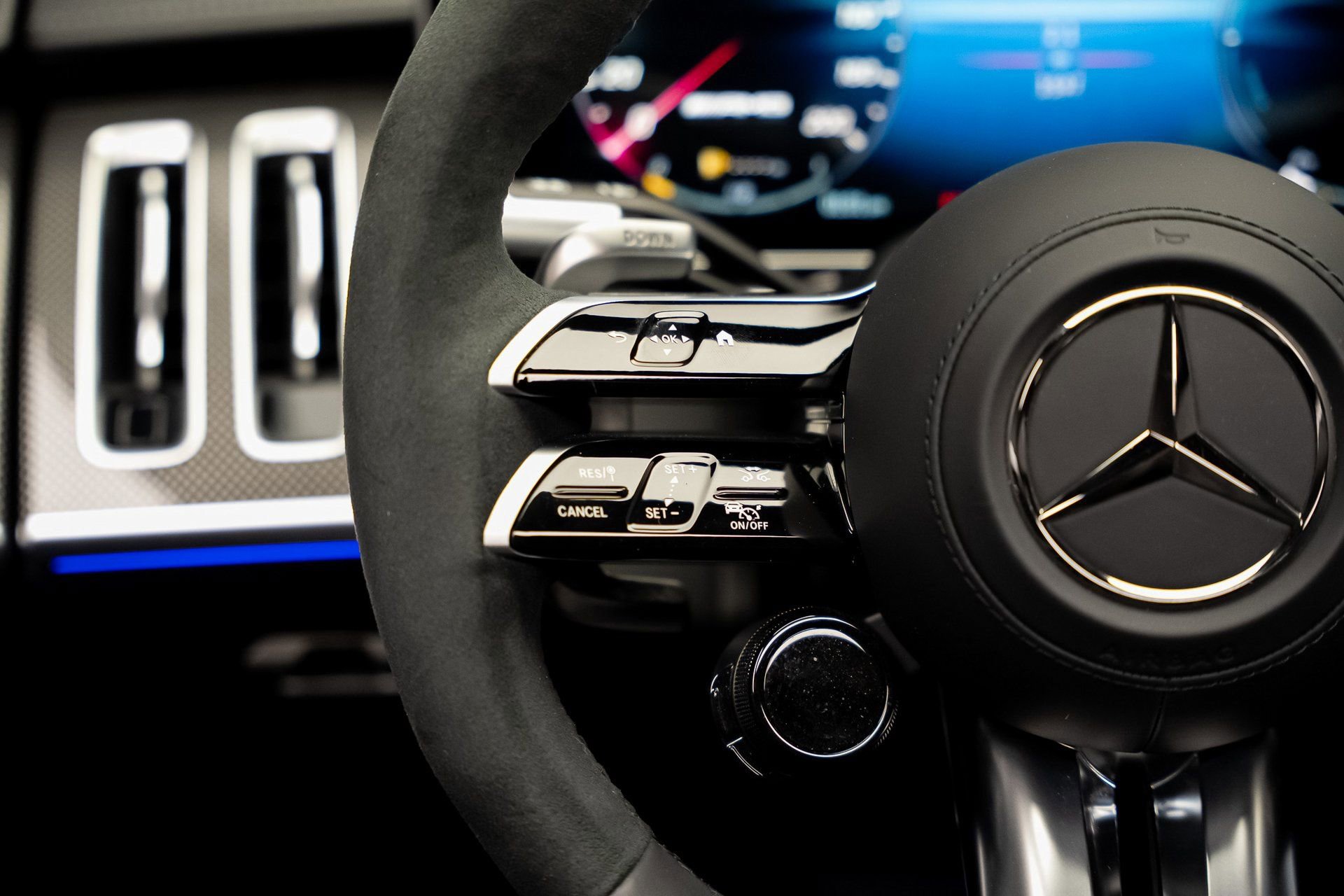 Used 2025 Mercedes-Benz S 63 AMG S image 48