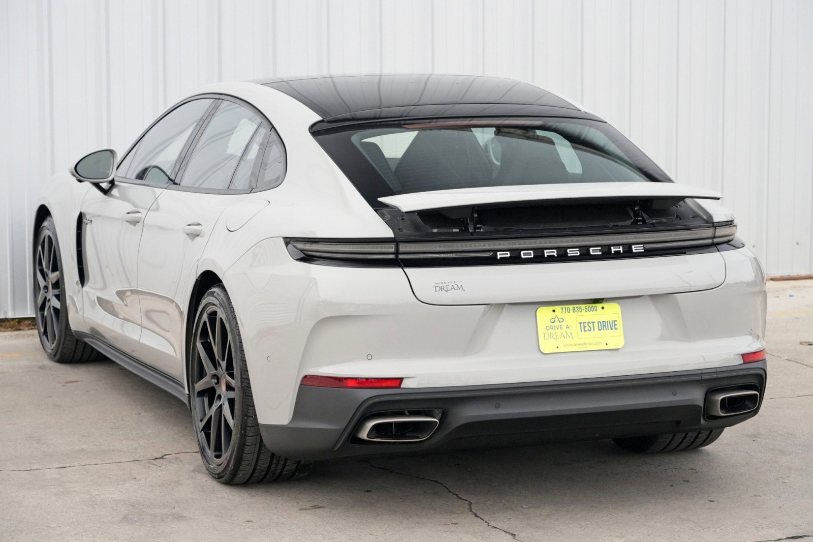 Used 2025 Porsche Panamera 4 w/ Premium Package image 57