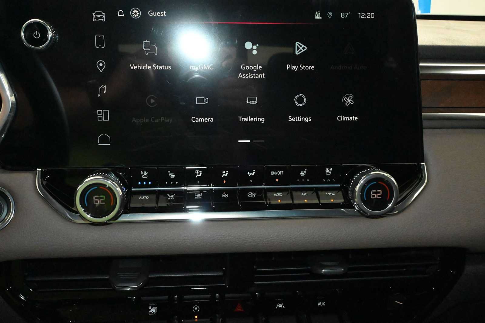 New 2026 GMC Canyon Denali AWD/4WD image 19
