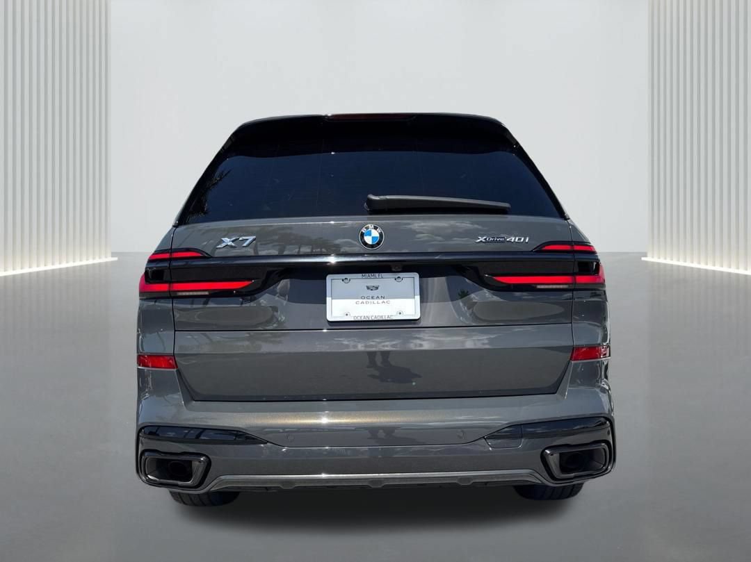 Used 2024 BMW X7 xDrive40i w/ M Sport Package AWD/4WD image 6