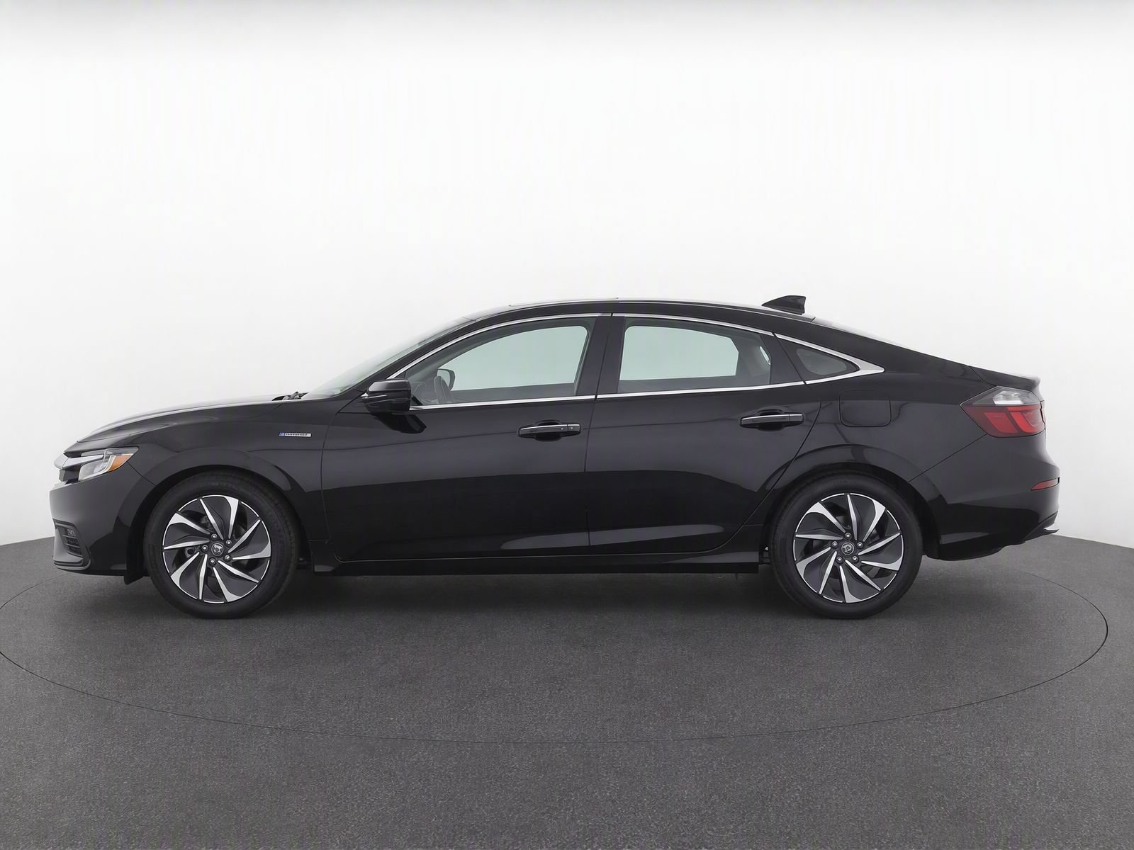 Used 2019 Honda Insight Touring image 3