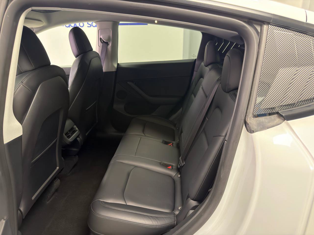 Used 2022 Tesla Model Y Performance AWD/4WD image 28