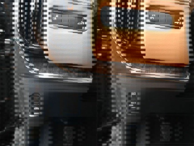 New 2026 Nissan Armada SL image 12