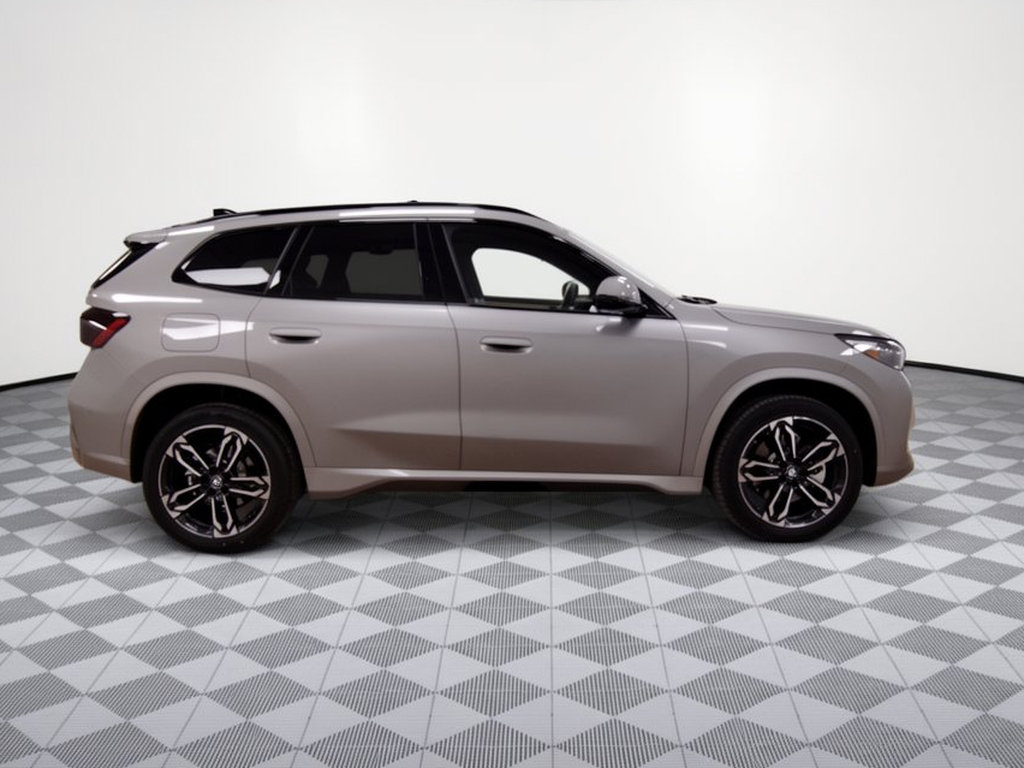 Used 2026 BMW X1 xDrive28i w/ Technology Package AWD/4WD image 8