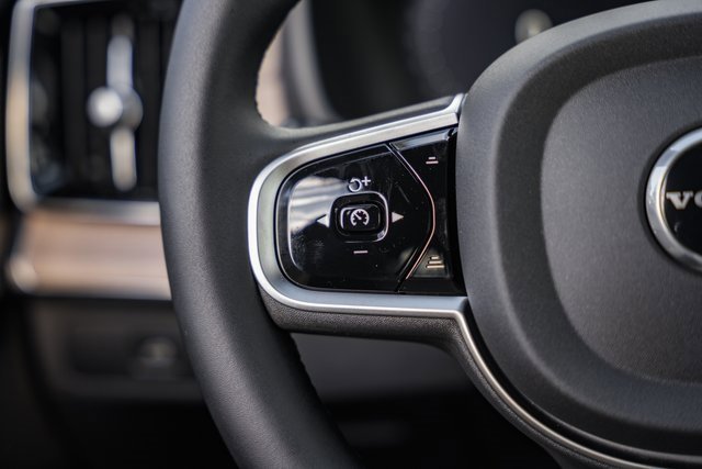 New 2026 Volvo XC90 B6 Ultra image 25