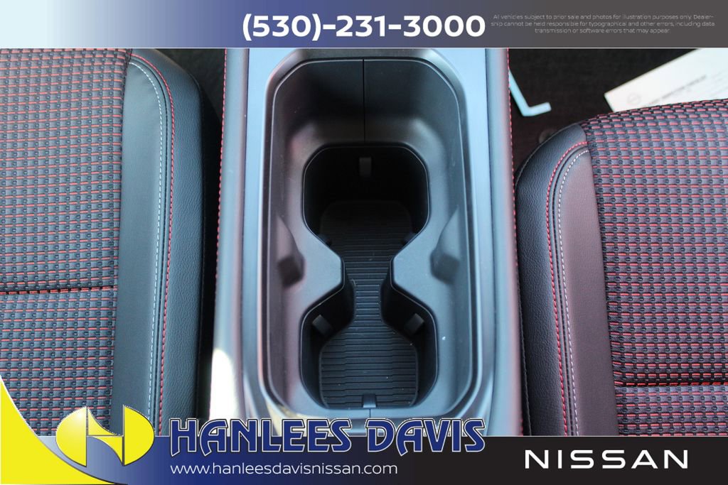 New 2026 Nissan Kicks SR FWD image 17