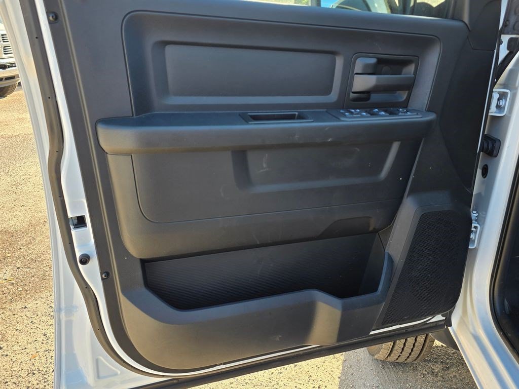 New 2025 RAM 5500 Tradesman AWD/4WD image 16