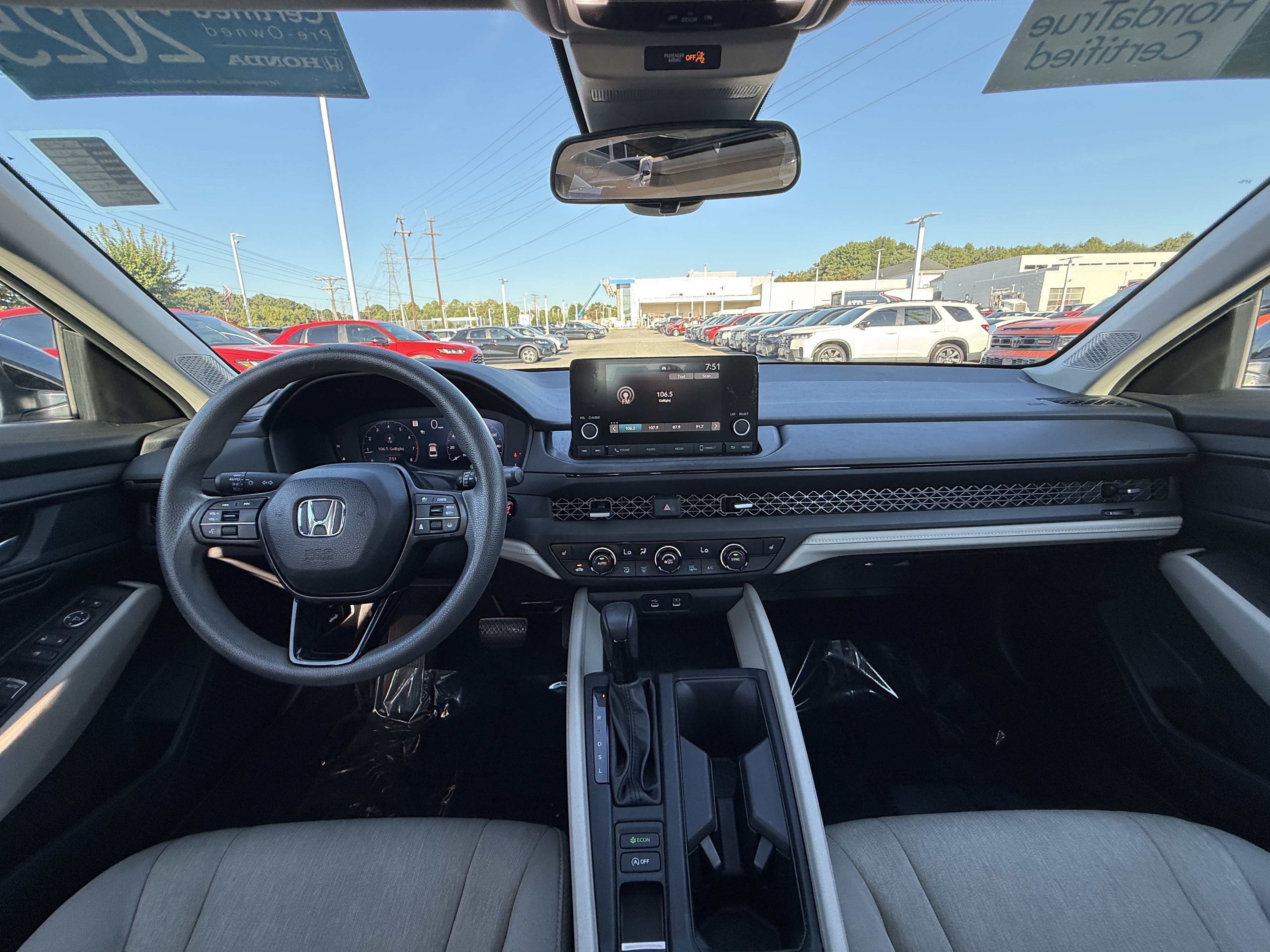 Used 2025 Honda Accord SE image 29