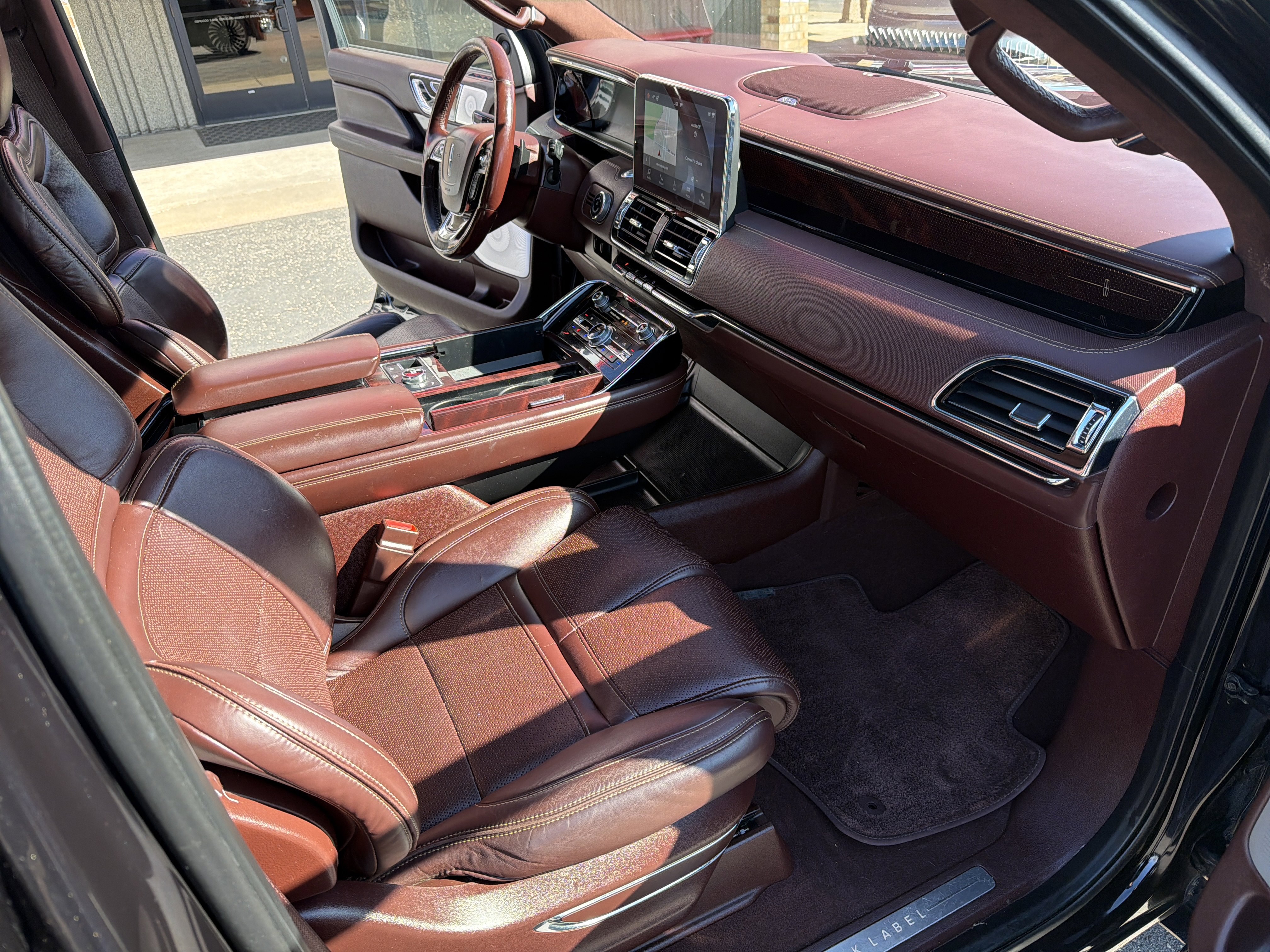 Used 2019 Lincoln Navigator Black Label AWD/4WD image 26