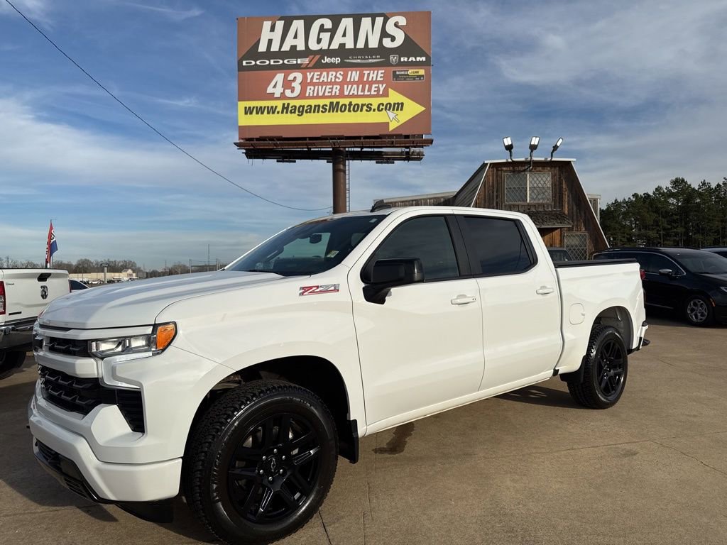 Used 2023 Chevrolet Silverado 1500 RST w/ Z71 Off-Road Package image 1