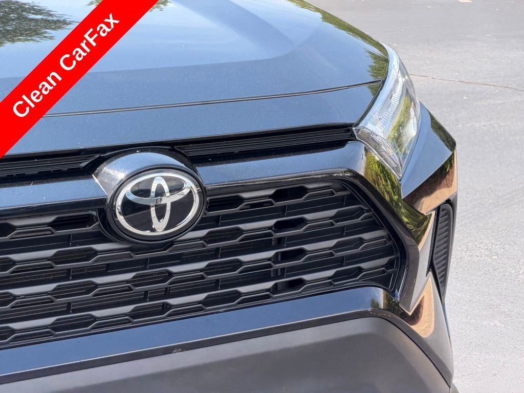 Used 2024 Toyota RAV4 XLE FWD image 5