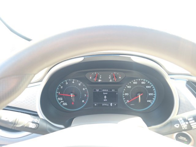 Used 2025 Chevrolet Malibu LT FWD image 16