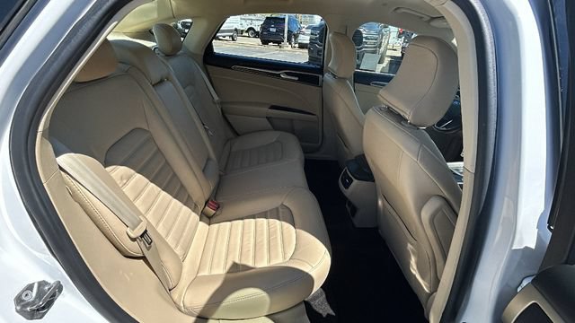 Used 2016 Ford Fusion Energi SE FWD image 13