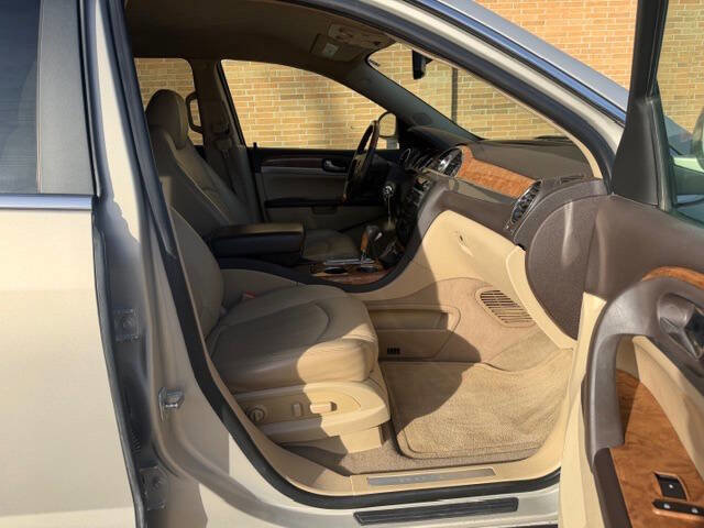 Used 2011 Buick Enclave CXL w/ Trailering Provision Package image 13