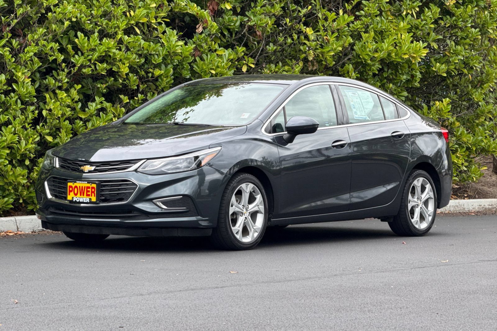 Used 2017 Chevrolet Cruze Premier FWD image 8