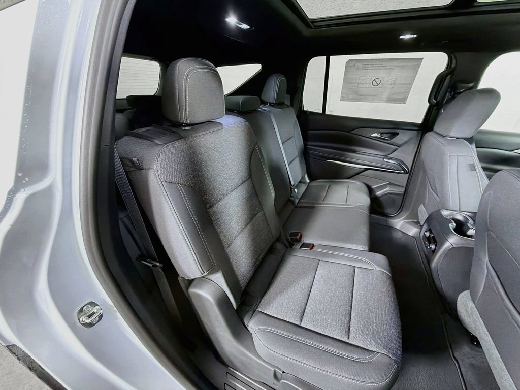 New 2027 Chevrolet Traverse LT w/ Sun and Wheel Package AWD/4WD image 24