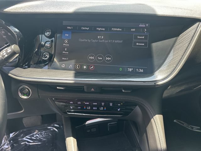 Used 2021 Buick Envision Essence AWD/4WD image 23