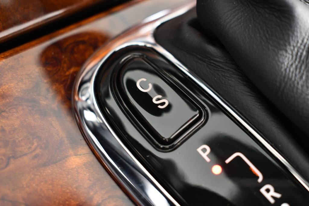 Used 2005 Mercedes-Benz CLK 500 Cabriolet image 29