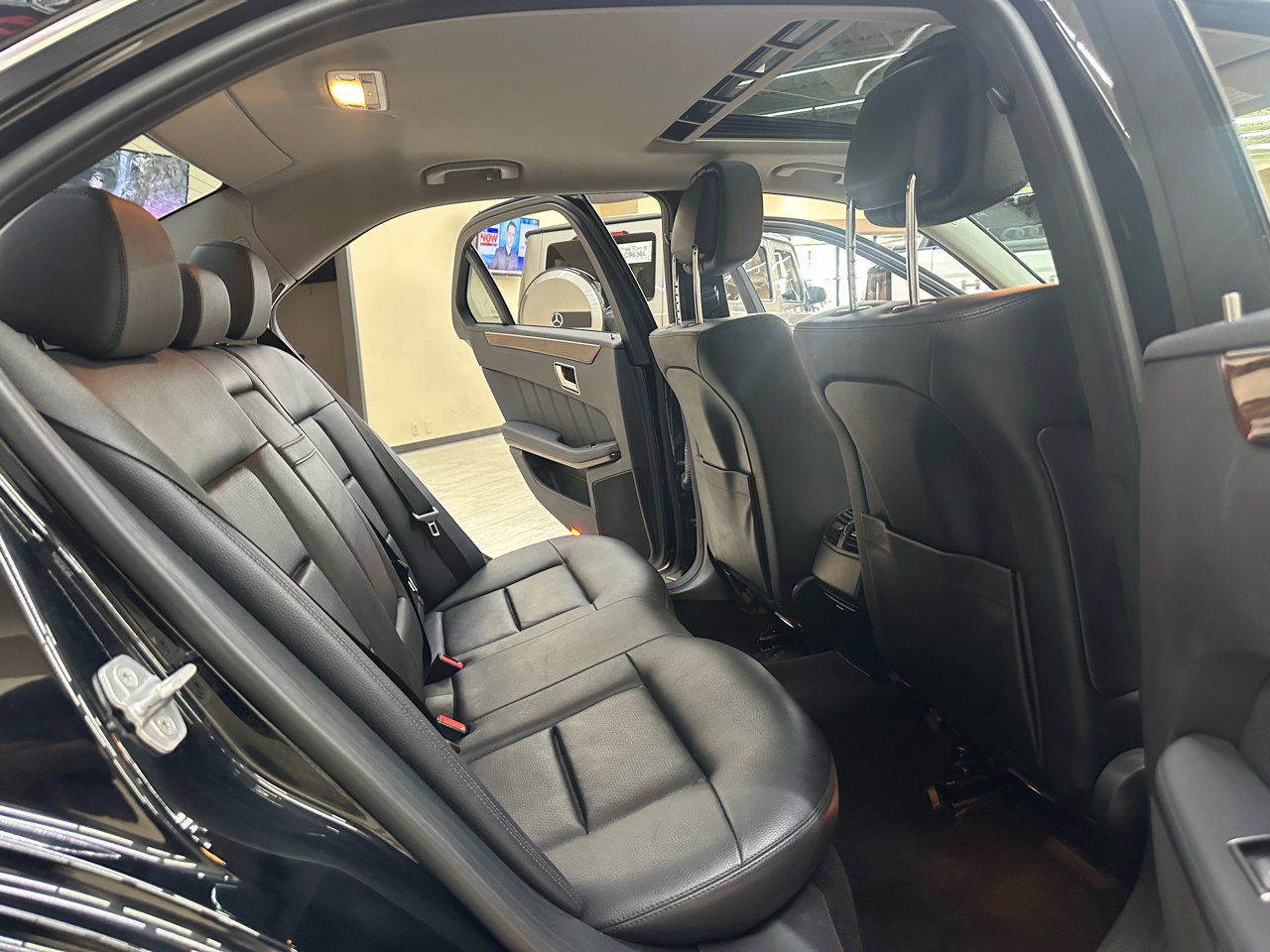 Used 2013 Mercedes-Benz E 350 BlueTEC Sedan image 36