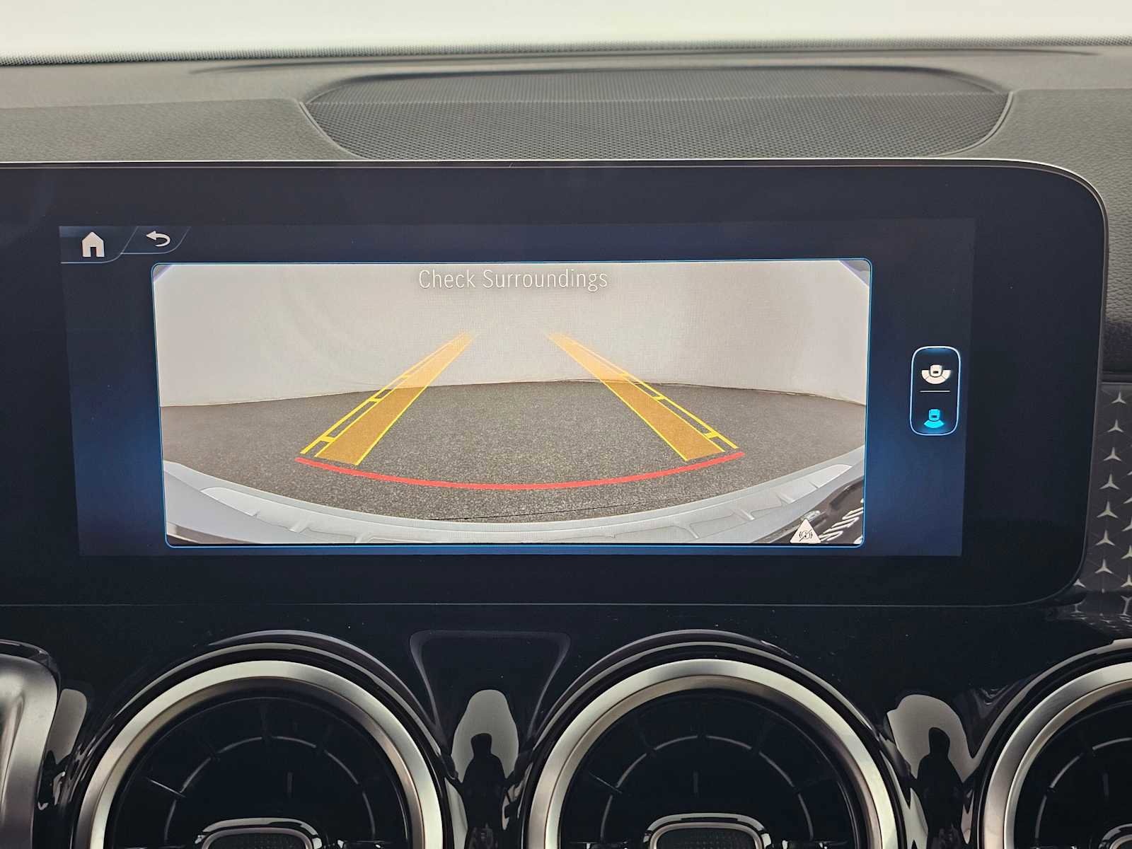 Used 2026 Mercedes-Benz GLB 250 image 27