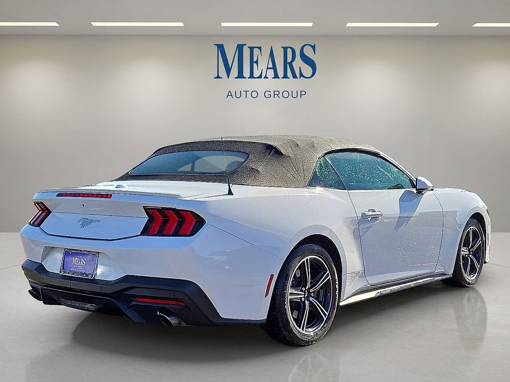 Used 2024 Ford Mustang Premium image 5