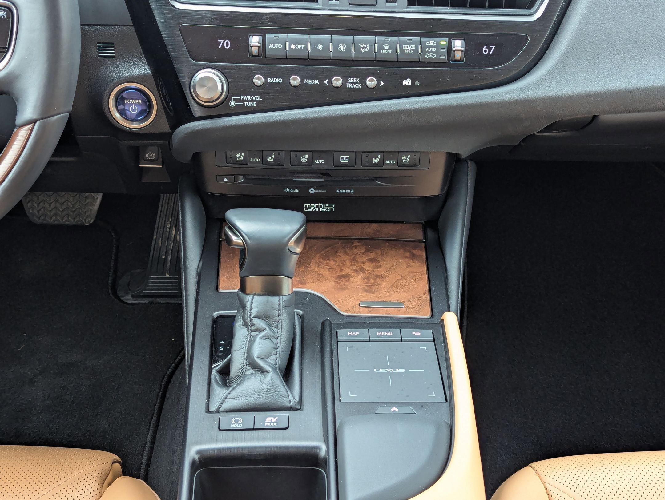 Used 2022 Lexus ES 300h Ultra Luxury image 19