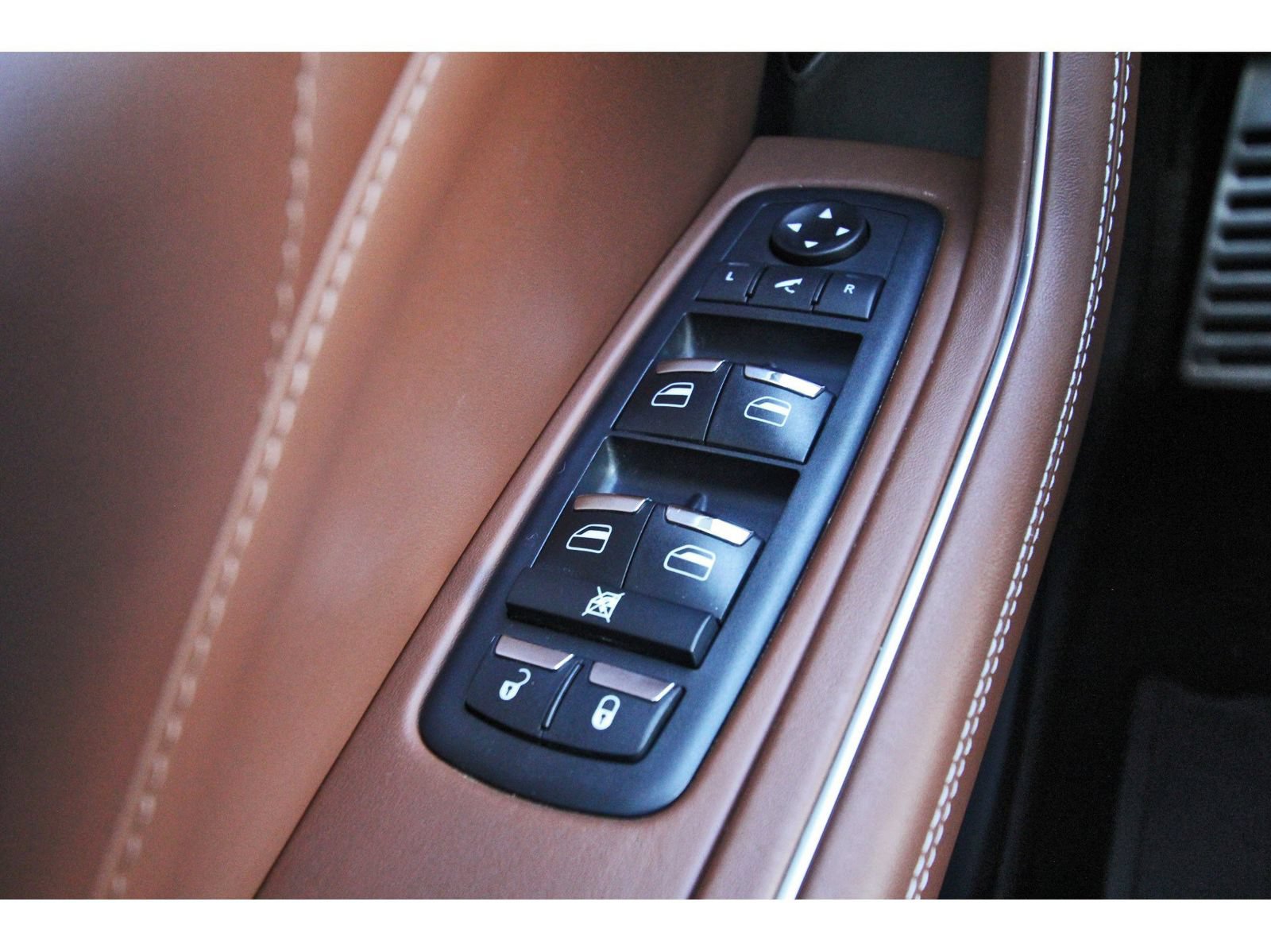 Used 2022 Maserati Levante Modena S AWD/4WD image 21