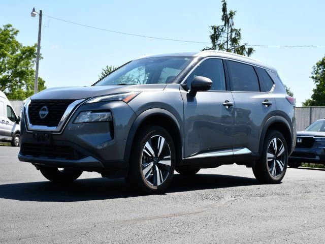 Used 2023 Nissan Rogue SL w/ SL Premium Package FWD image 3