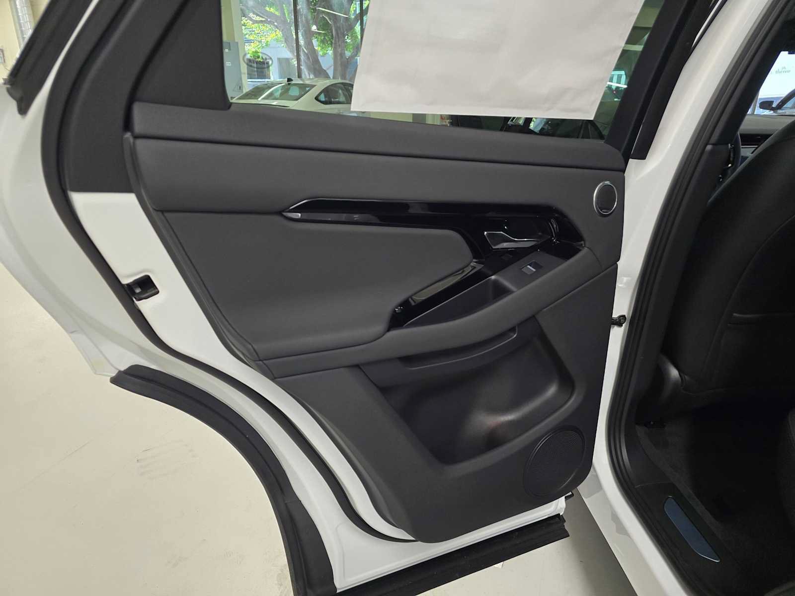 New 2026 Land Rover Range Rover Evoque S AWD/4WD image 15