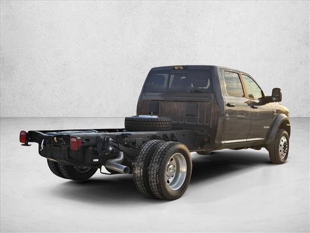New 2026 RAM 4500 4x4 Crew Cab DRW w/ Laramie Trim Package image 2