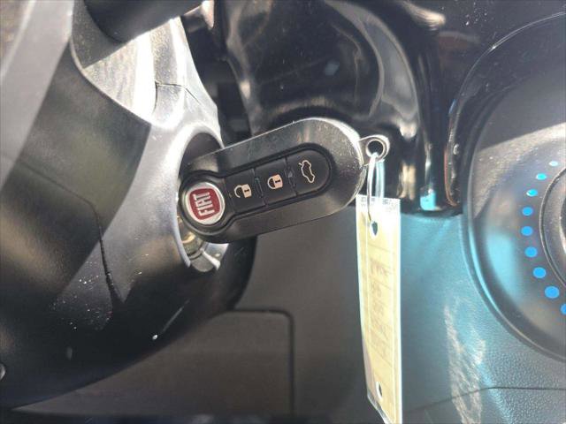 Used 2015 FIAT 500 Pop FWD image 8