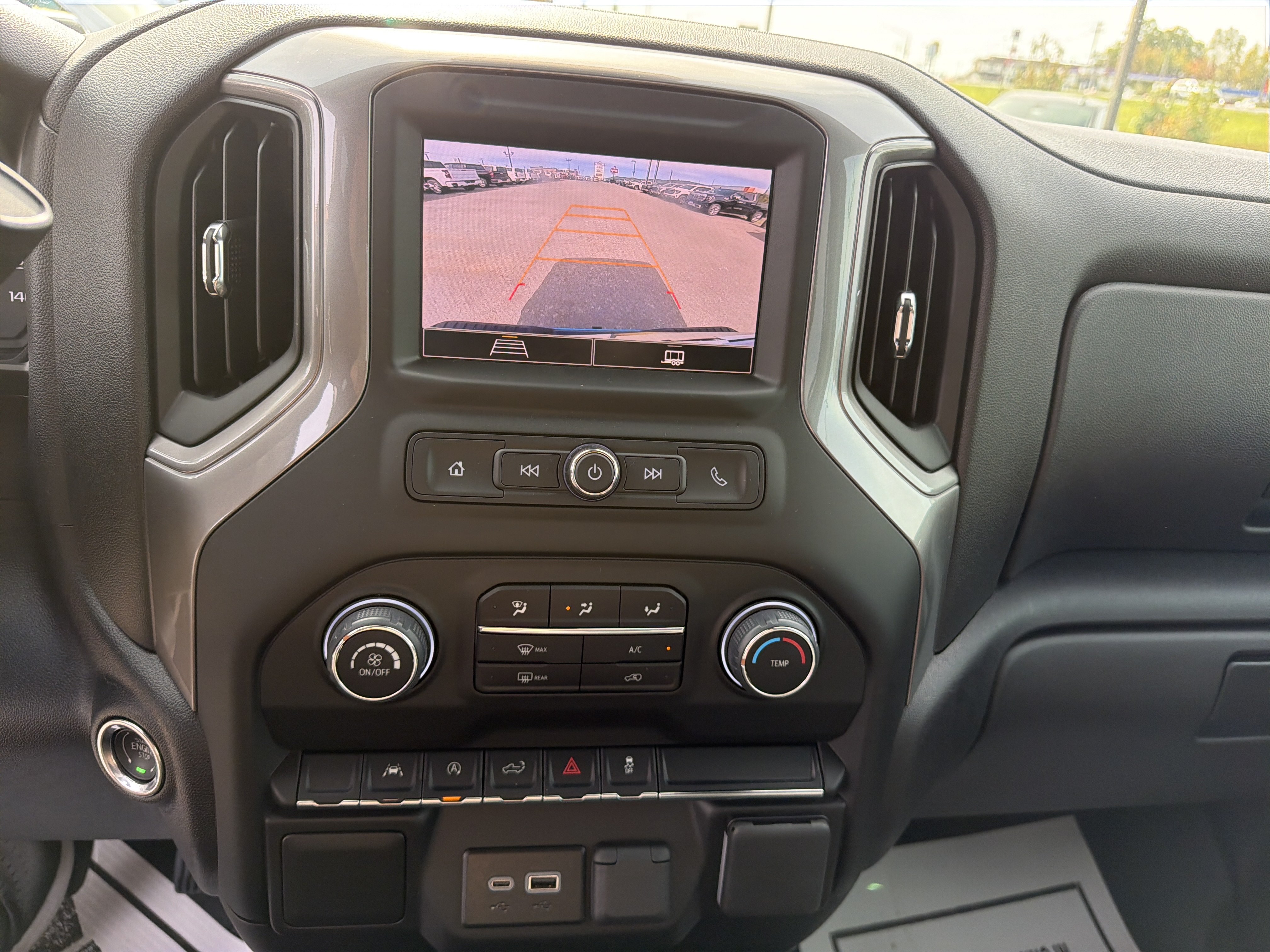 Certified 2026 Chevrolet Silverado 1500 Custom AWD/4WD image 25