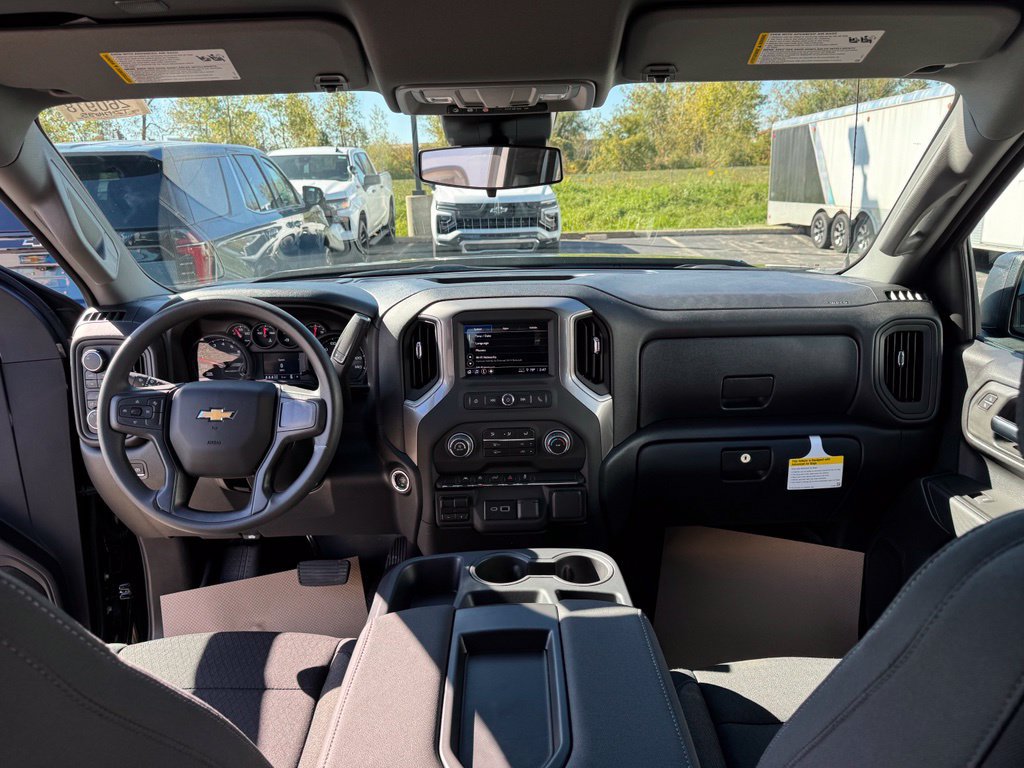 New 2026 Chevrolet Silverado 1500 Custom w/ Turbomax Blackout Package AWD/4WD image 20