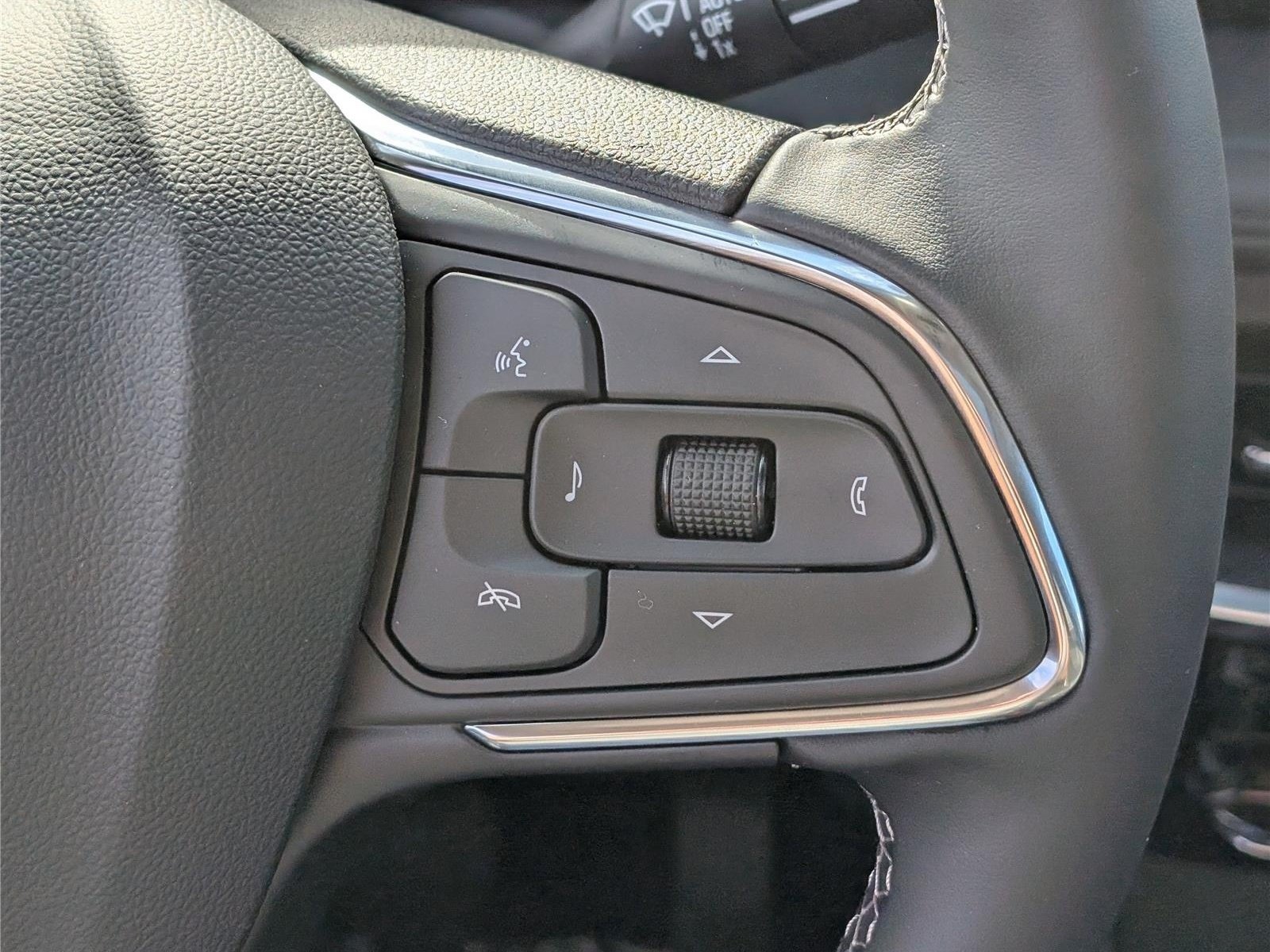 New 2026 Buick Encore GX Avenir w/ Avenir Convenience Package FWD image 24