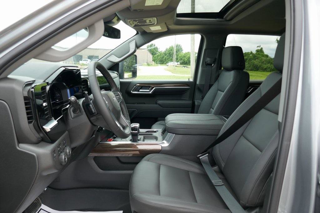 New 2025 Chevrolet Silverado 1500 LT Trail Boss w/ Convenience Package II image 14