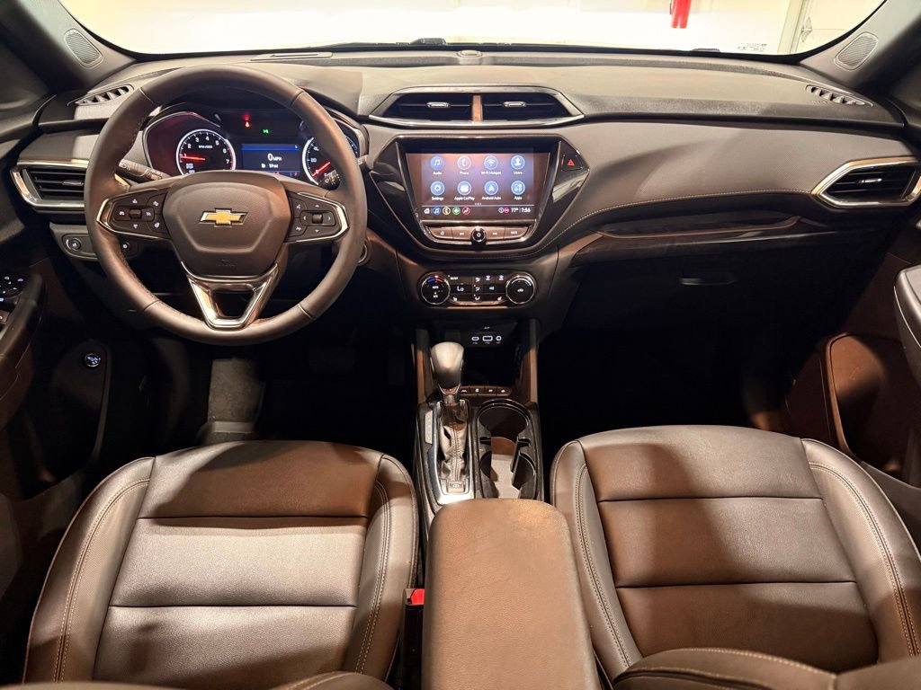 Used 2023 Chevrolet TrailBlazer ACTIV w/ Sun and Liftgate Package FWD image 33