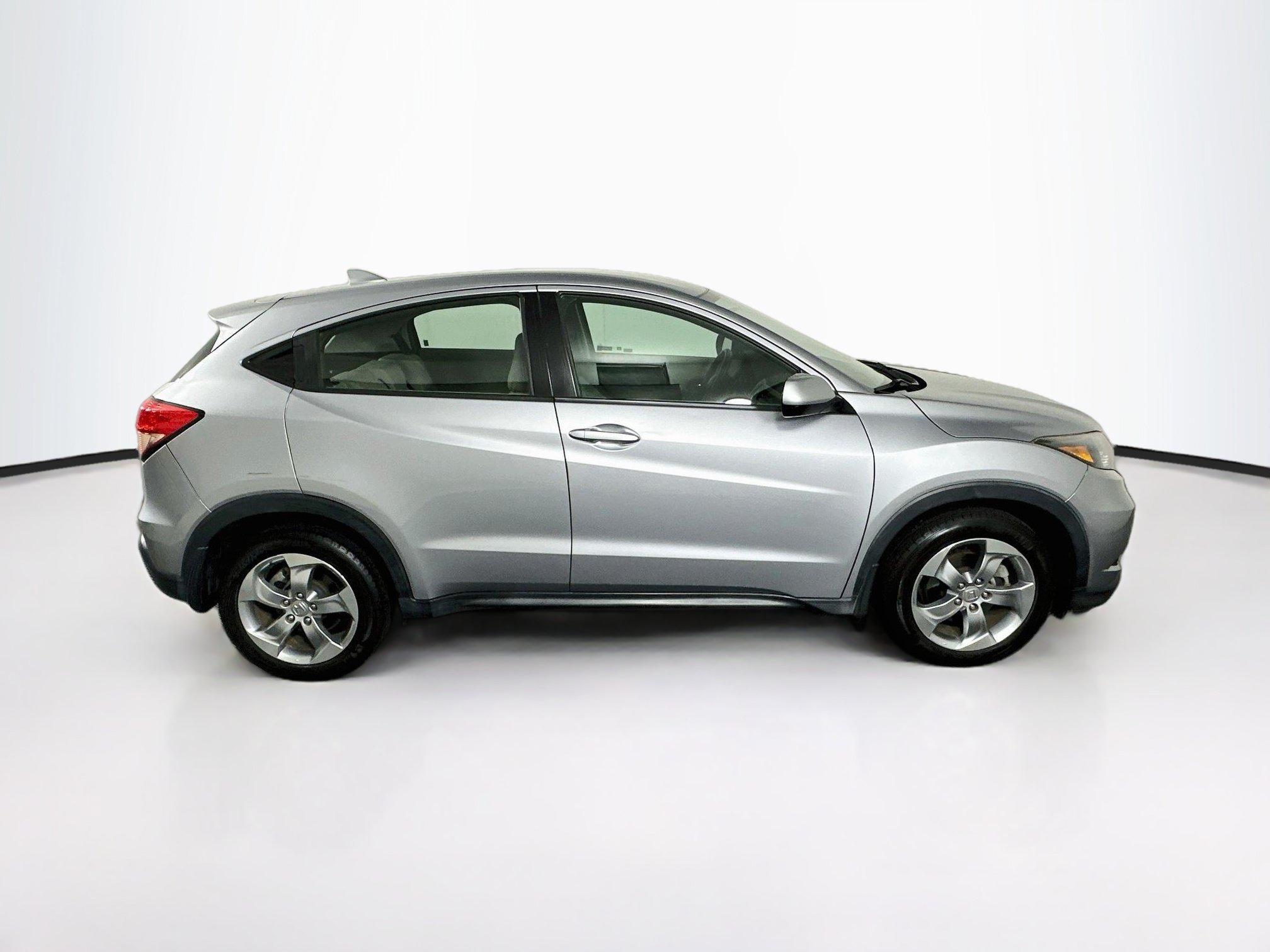 Used 2017 Honda HR-V LX image 10