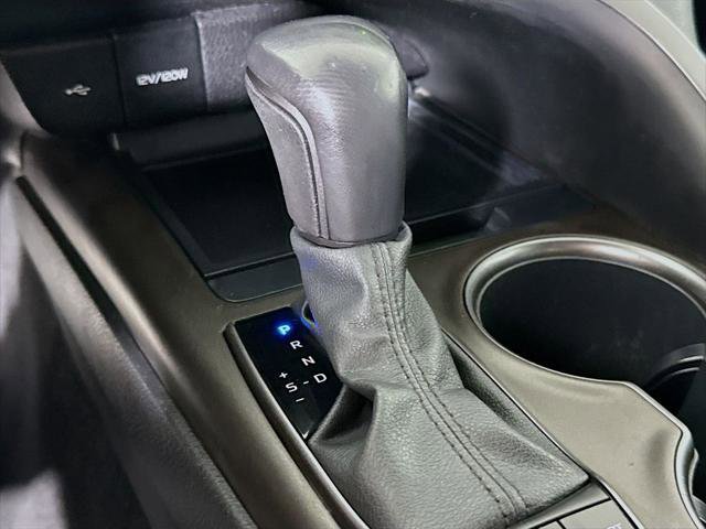 Certified 2022 Toyota Camry SE FWD image 10