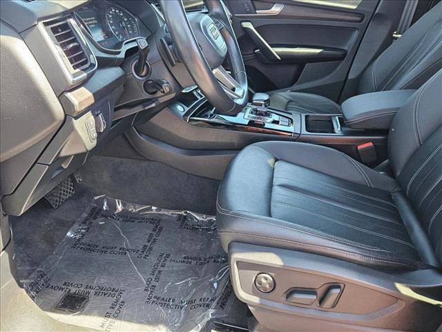 Used 2022 Audi Q5 2.0T Premium w/ Convenience Package image 15