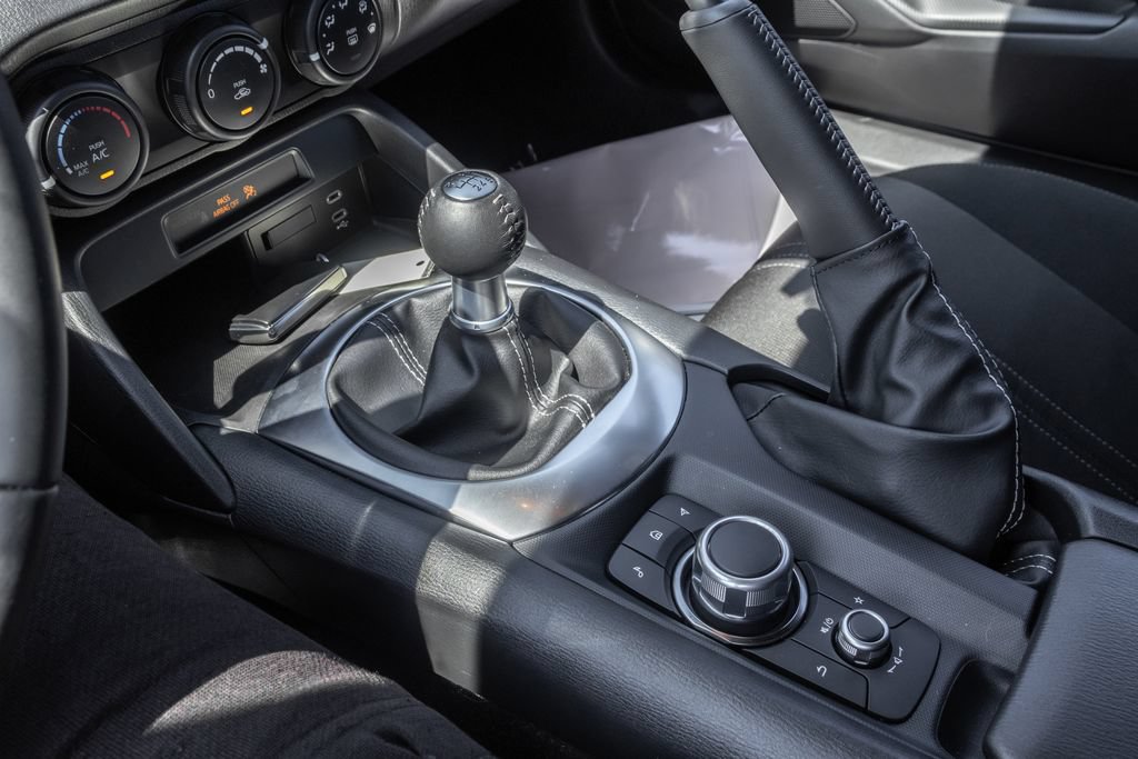 Used 2026 MAZDA MX-5 Miata Sport w/ Appearance Package RWD image 20