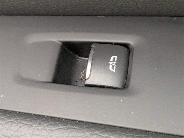 Certified 2025 GMC Yukon Denali image 37