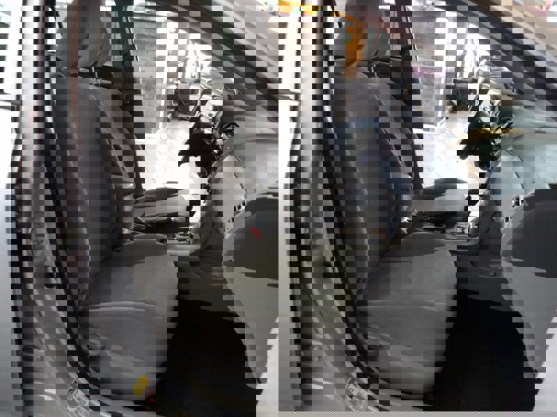 Used 2010 Toyota Corolla image 21