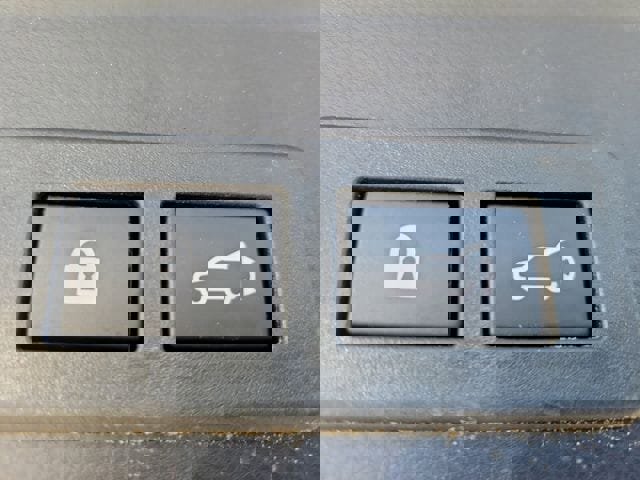 Used 2024 Subaru Ascent Limited w/ Technology Package image 11