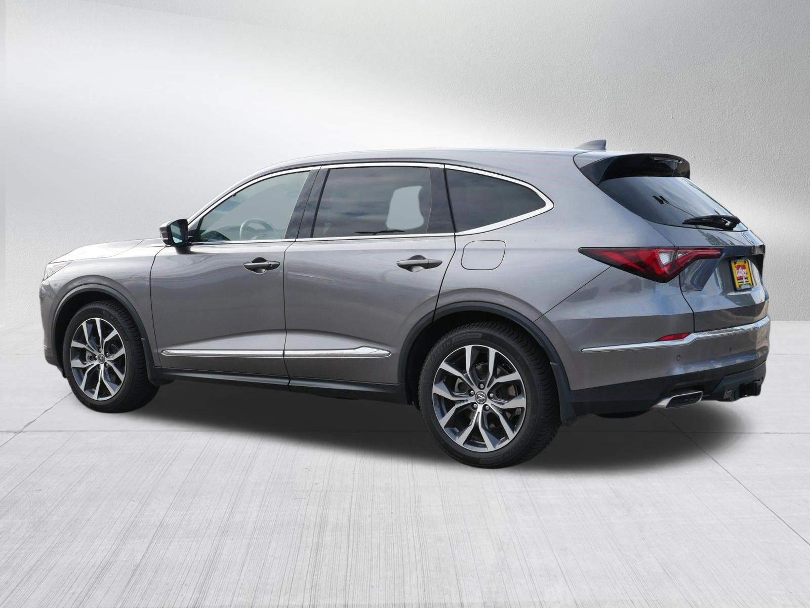 Used 2022 Acura MDX w/ Technology Package AWD/4WD image 5