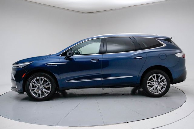 Used 2023 Buick Enclave Essence w/ Experience Buick Package image 8