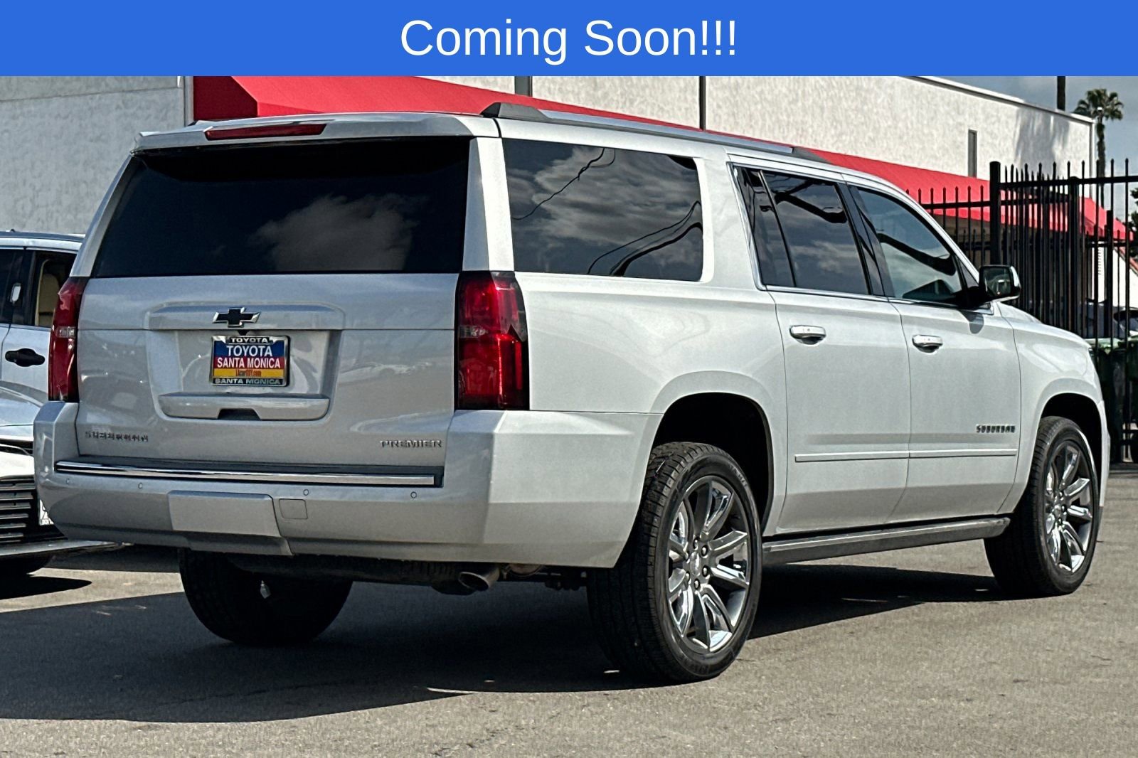 Used 2019 Chevrolet Suburban Premier image 4