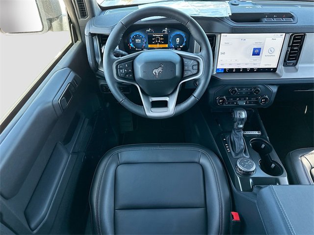 Used 2025 Ford Bronco Outer Banks image 22